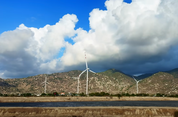 Những cánh quạt gió trên hành trình tàu Sài Gòn Nha Trang