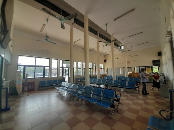 Sảnh chờ tàu của ga Hải Dương
