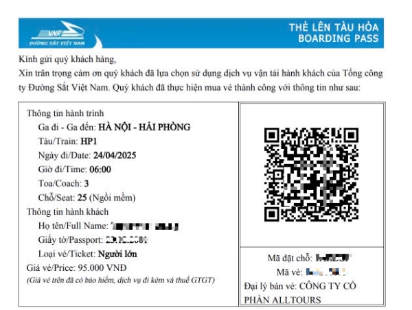 Vé điện tử có mã QR hoặc mã đặt chỗ chính thức từ Tổng công ty Đường sắt Việt Nam.