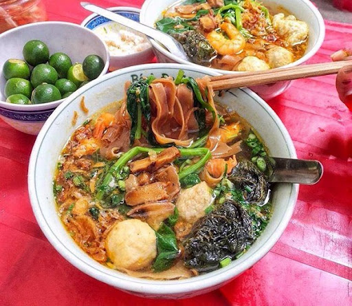 Bánh đa cua Đông Anh - món ngon mà giản dị