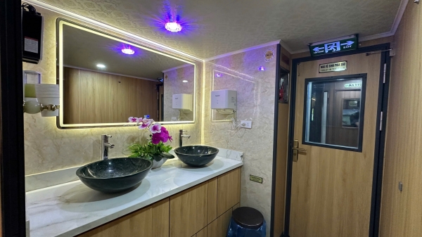 Nhà vệ sinh hiện đại, thoáng mát và tiện nghi