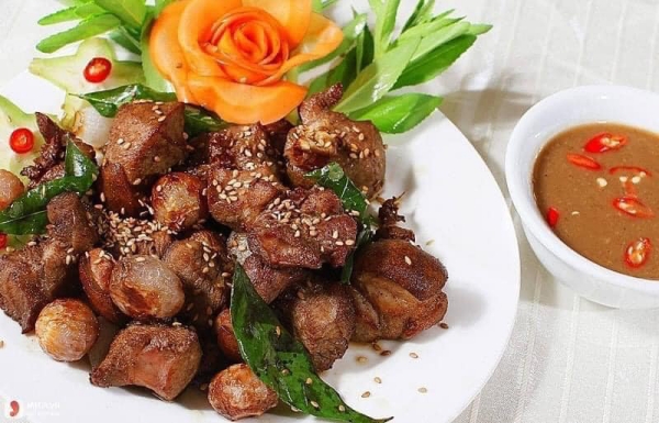Thịt dê tươi ngon, hấp dẫn du khách khi đến Bỉm Sơn