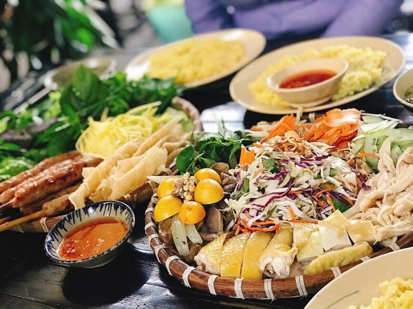 Cơm gà – đặc sản Phú Yên nhất định phải thử