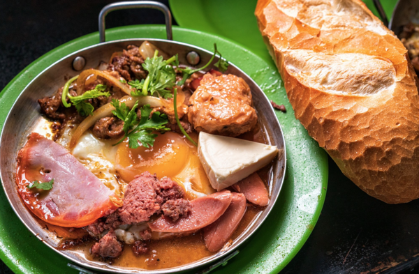 Bánh mì Hoà Mã - Thương hiệu bánh mì lâu đời ở Sài Gòn