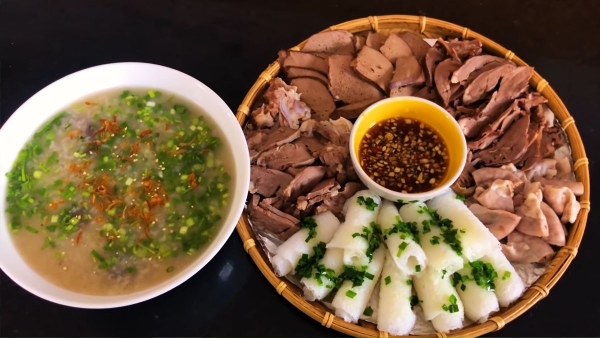 Bánh hỏi lòng heo Bình Định