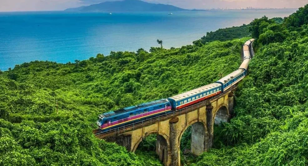 Vé tàu đi Long Khánh