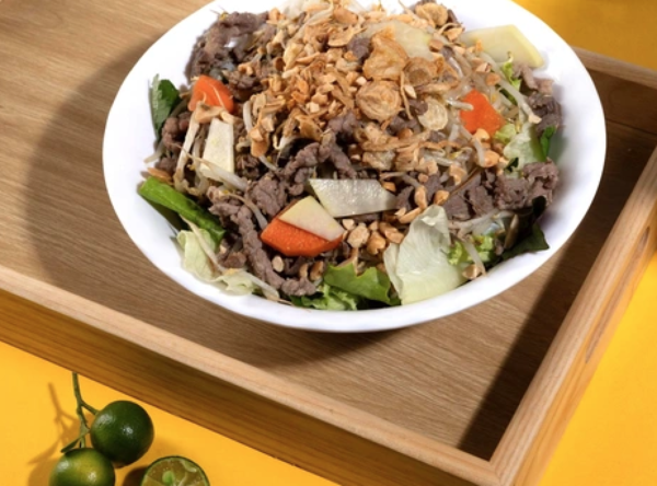 Bún bò Nam Bộ - Món ngon gần ga Hà Nội bạn nên thử khi xuống tàu SP8