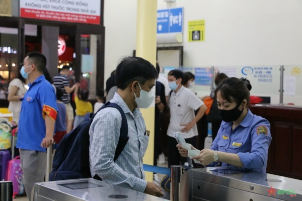 Hành khách có thông tin trùng khớp với vé mới được phép lên tàu